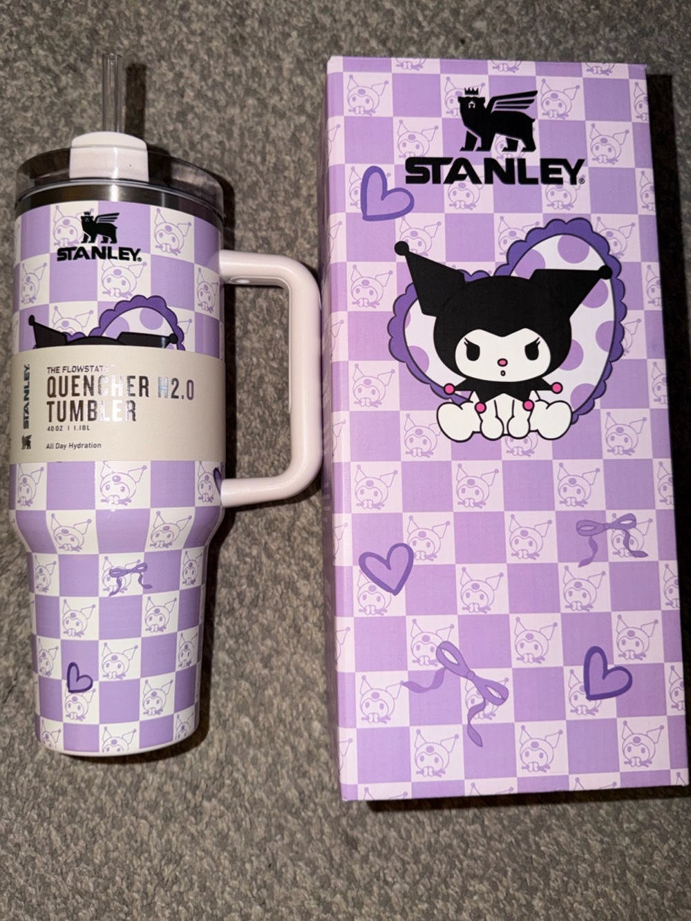 Stanley Kuromi Quencher H2.0 FlowState™ Custom Tumbler – 40 oz - Picture 4 of 6